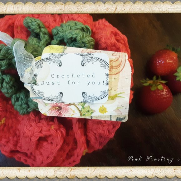 Crocheted Strawberry Bath Pouf Large Size - Picture 3 of 4